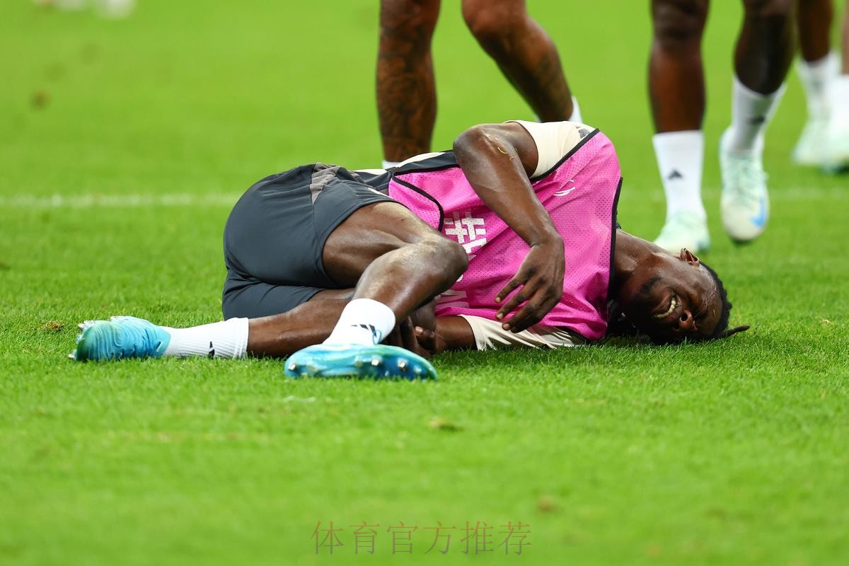 马卡:门迪6年受伤17次 每赛季平均伤缺超100天 马卡:门迪6年受伤17次 每赛季平均伤缺超100天